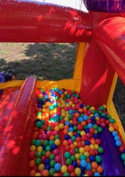 mini ball20pit20balls 1744572846 Mini Castle W/Ball Pit (Toddler)